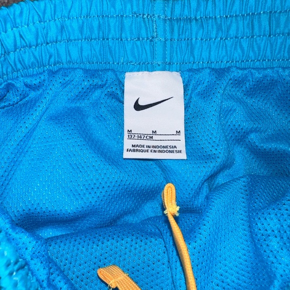 2 boys Nike swim suit trunks size medium - Picture 6 of 11